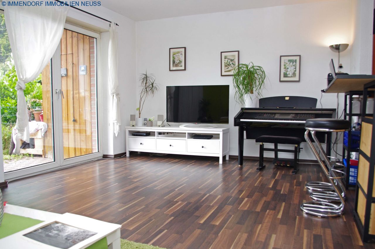 Referenz-Objekt Vermietung: Top Wohnung mit Garten, Terrasse und Aussicht ins Grüne!